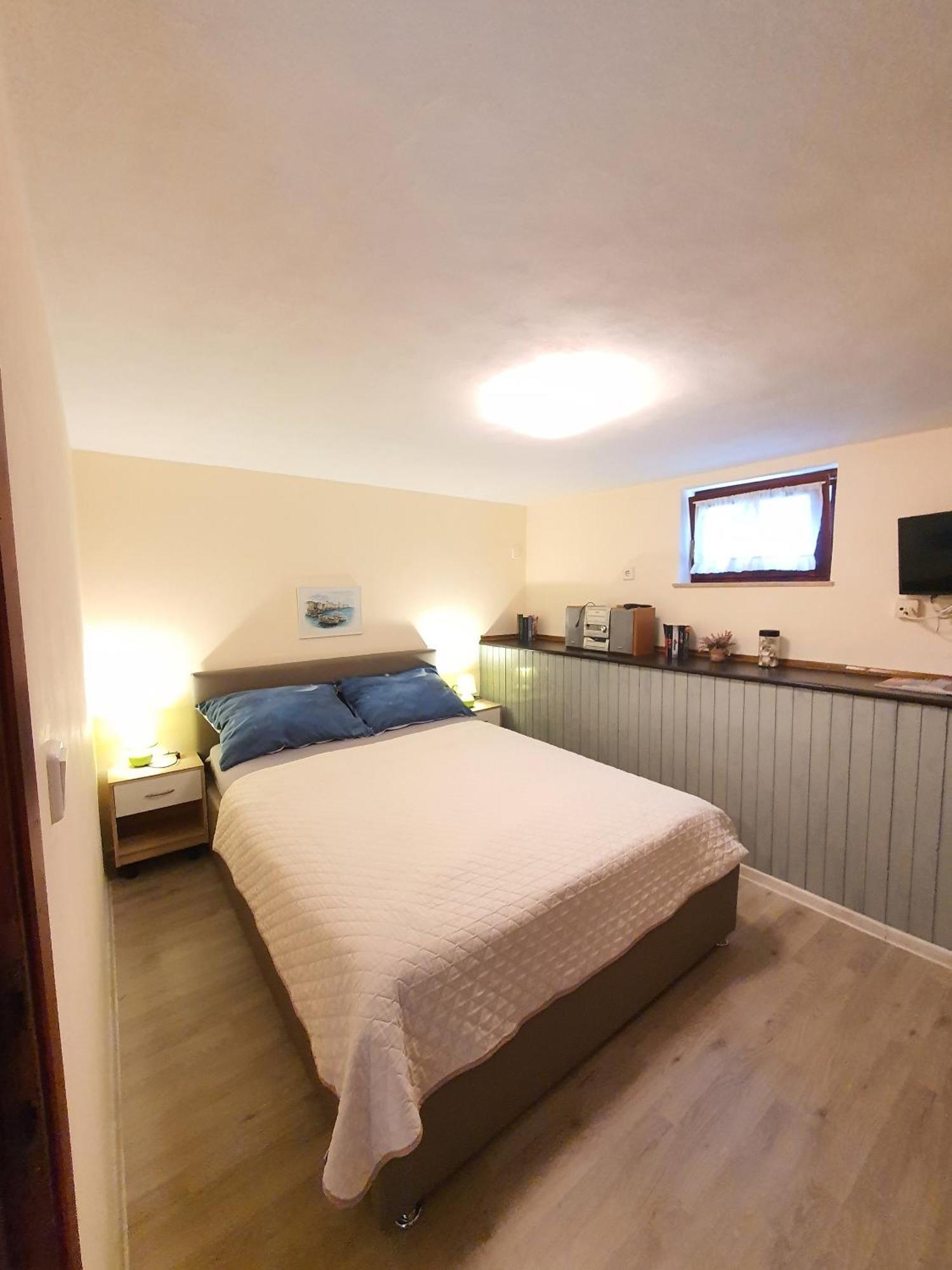 Apartments With A Parking Space Opric, Opatija - 7728 Lovran Habitación foto